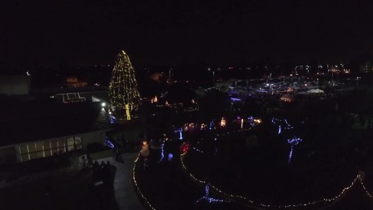 24 - 2017 Tree Lighting Ceremony.mp4