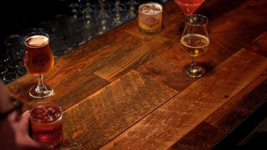 11 - Happy Hour