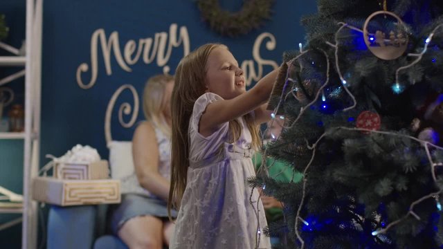 Christmas Tree Fire Demo
