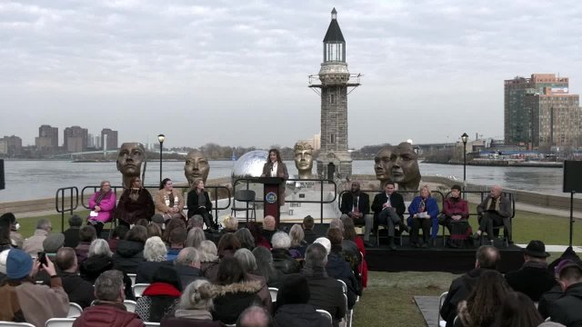 The Girl Puzzle Monument