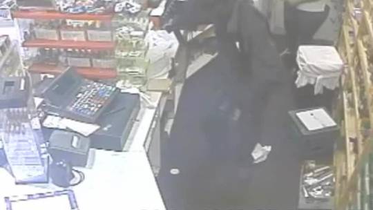 33 - 09/02/2016 Citgo Robbery Suspect 